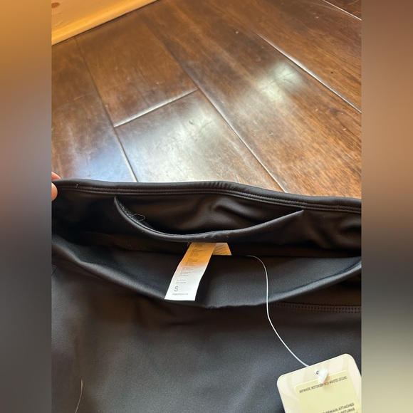 Fabletics Anywhere Motion365+ High-Waisted Legging NWT - Picture 7 of 12